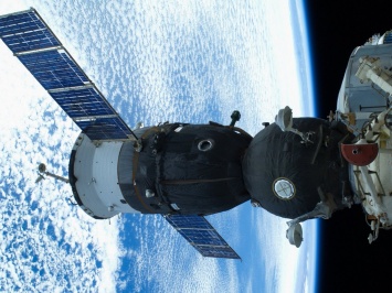 "Союз МС-04" успешно пристыковался с новым экипажем к МКС