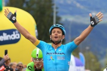 Трагически погиб победитель "Джиро д'Италия"-2011