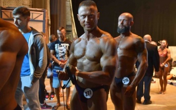 Фото: в Запорожье проходит всеукраинский турнир по бодибилдингу