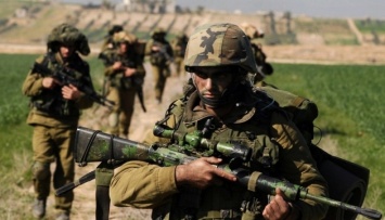Израиль ударил по военному лагерю сил Асада на спорной территории - СМИ