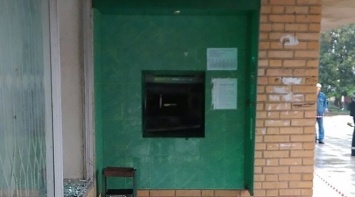В Новой Москве трое грабителей взорвали банкомат и украли 3 млн рублей