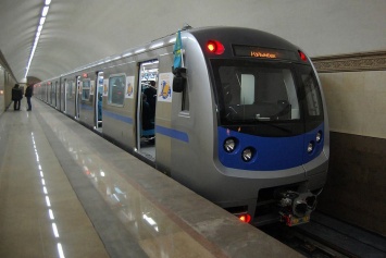 Пассажиров метро Алматы эвакуировали со всех станций