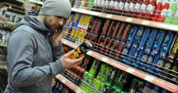 В РФ хотят запретить продажу алкогольных энергетиков