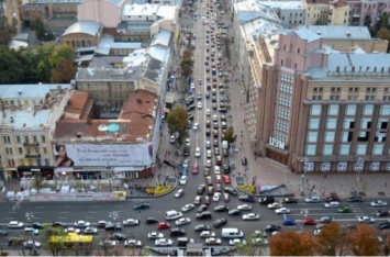 Киев парализовали 8-балльные пробки: где сложно проехать