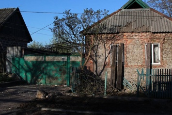 Боевики обстреляли частный сектор Авдеевки, повреждены 3 дома