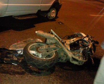 В Челябинске погибла мотоциклистка, попав под колеса "Жигулей"