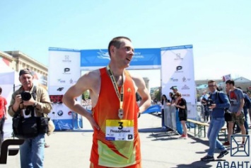 Артем Поддубный вновь стал победителем международного марафона