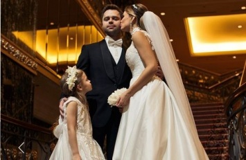 «Моя свадьба получилась шикарной»: жена Виталия Гогунского поделилась снимками с церемонии