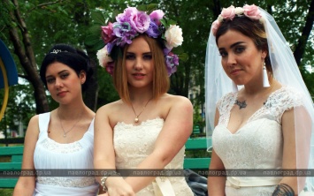В Павлограде проходит свадебный тест-драйв (ФОТО и ВИДЕО)