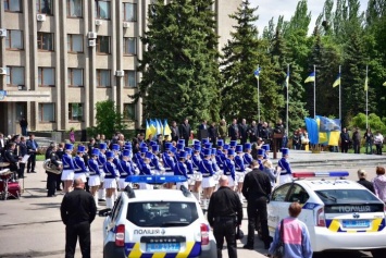 В Славянске с размахом отметили годовщину патрульной полиции: смотрите фото