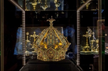 Из лионского музея украли корону за €1 млн