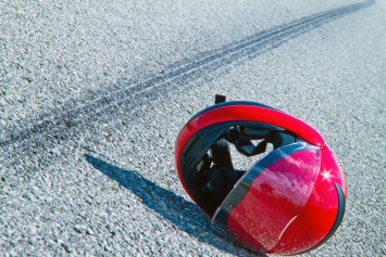 В Саратове жених и невеста погибли в страшной аварии с мотоциклом