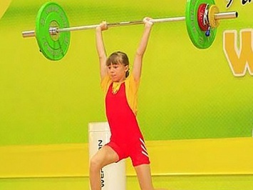Одиннадцатилетняя спортсменка из Попасной установила пять рекордов Украины