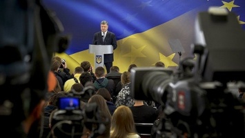 О чем Порошенко красноречиво умолчал и что подтасовал на пресс-конференции