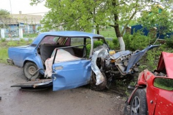 В страшной аварии под Одессой автомобили смяло как консервные банки (ФОТО, ВИДЕО)