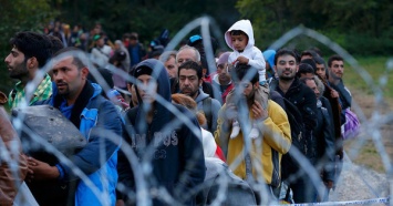 Еврокомиссия накажет страны ЕС за отказ принимать беженцев