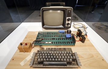 Один из первых компьютеров Apple выставят на аукцион за 12 млн рублей