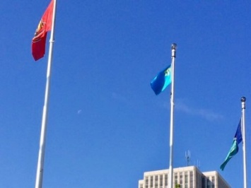 В Оттаве подняли крымскотатарский флаг