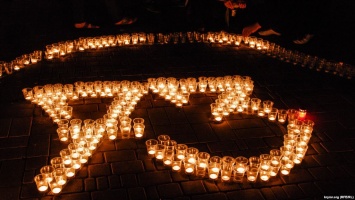 В Херсоне акцией «Свеча памяти» почтили память погибших во время депортации