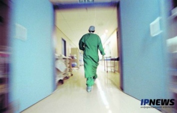 Жуткое самоубийство: Во Львове из окна больницы выбросилась пациентка