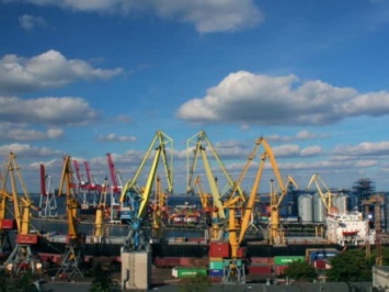"Одесский морской торговый порт" оказался на грани банкротства из-за резко возросших расходов