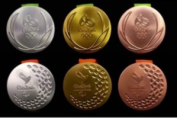 Олимпийские призеры Рио со всего мира массово возвращают медали