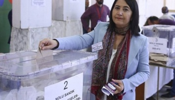 Оппозиционная турецкая партия избрала нового лидера
