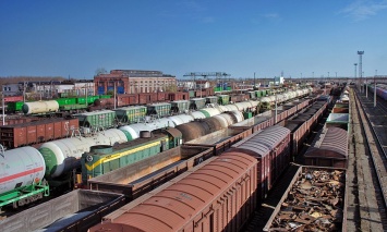 Укрзализныця запретила транзит российских вагонов через Украину