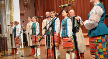 В Сумской областной филармонии отметили День вышиванки (+фото)