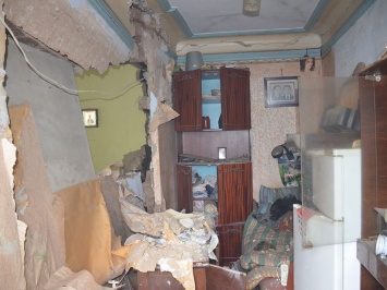 В Ингульском районе в частном доме взорвался газовый баллон, один человек пострадал