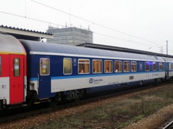 Польские железные дороги арендуют в Чехии пассажирские вагоны
