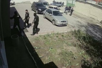 Полиция Днепра обыскала "Первый Днепровский Пивзавод"