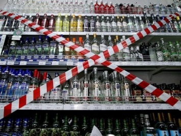 А.Виевский объяснил, почему не работают алкогольные запреты и ограничения