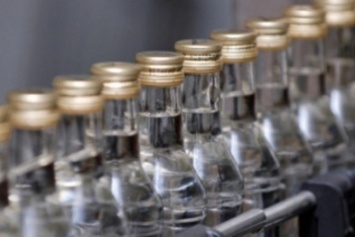 В Чернигове фальсификаторы продавали алкогольный суррогат через соцсеть