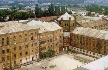 Там сидел Мишка Япончик: тюремный замок Одессы продают