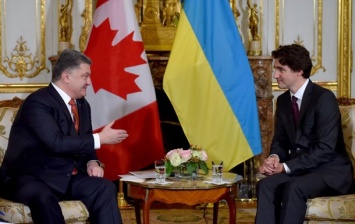 Премьер Канады рассказал Порошенко о поддержке НАТО