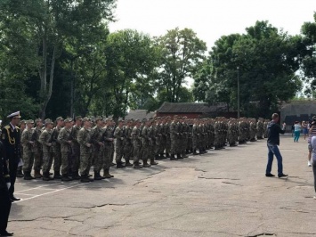 В Николаеве присягу верности украинскому народу приняли 158 курсантов Учебного центра ВМС