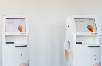 SITA разработала стойку-робота "Кэйт" для самостоятельной регистрации в аэропорту (видео)