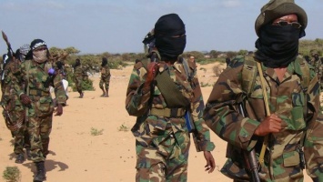 Жуткая казнь: в Сомали мужчину за супружескую измену забили камнями