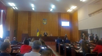 Мэр подает обращение к ВРУ и Президенту Украины с просьбой о роспуске городского совета