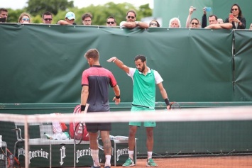 Игра джентльменов: французский теннисист предложил сопернику "отвалить" вместо рукопожатия