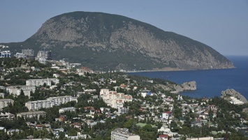 Муниципалитеты Крыма не успели подготовить все пляжи к началу сезона, заявили в Совмине