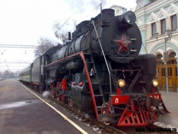 В воскресенье с Центрального вокзала в Киеве отправится праздничный ретро-поезд