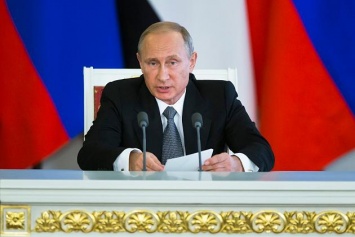 Россияне восхищаются Путиным, но властью недовольны