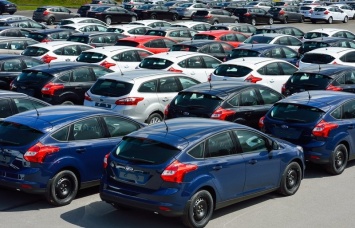 В России в сентябре двадцать компаний подняли цены на автомобили