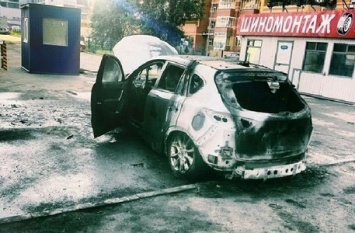 В Казани взорвался автомобиль Mazda
