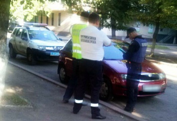 В Славянске за пьяное вождение задержали сотрудника безопасности на транспорте