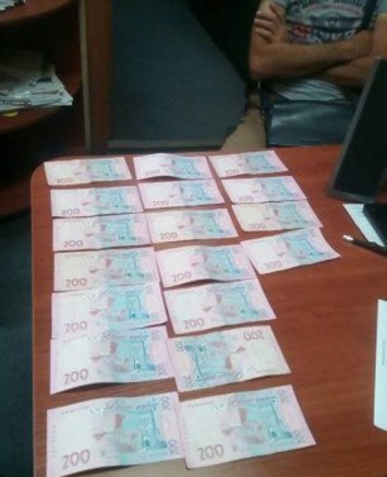 Полиция изъяла ценности и деньги у 18 валютчиков