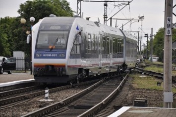 "Укрзализныця" намерена связать Ривне поездом с Польшей в 2017 году