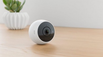 Камера видеонаблюдения Logitech Circle 2 с поддержкой HomeKit подходит для установки в доме и на улице